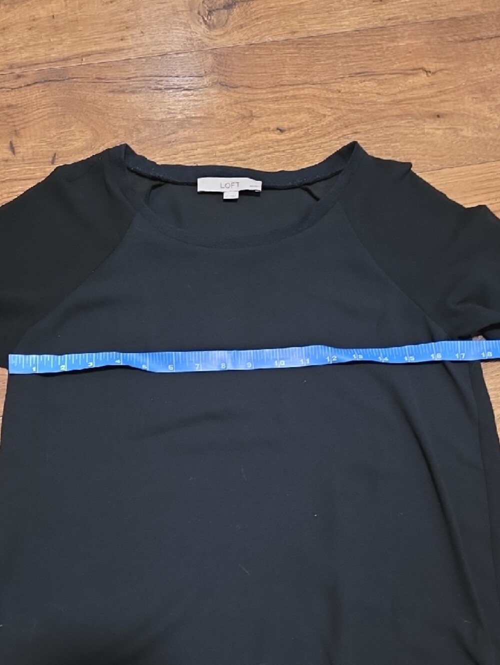 LOFT Black Long-Sleeve Lightweight Blouse - Picture 3 of 4